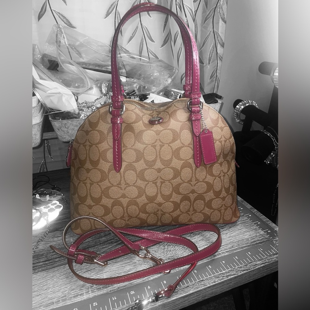 Coach Peyton Signature Kora Dome Satchel coa included